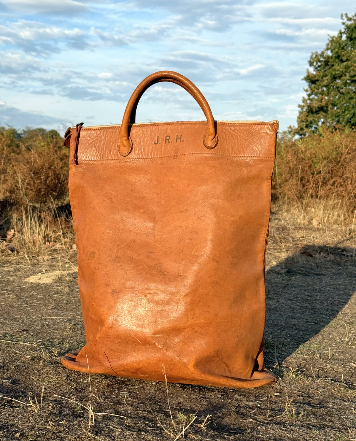 Mid-Century British Leather Travel Bag w/ Lightning Zipper