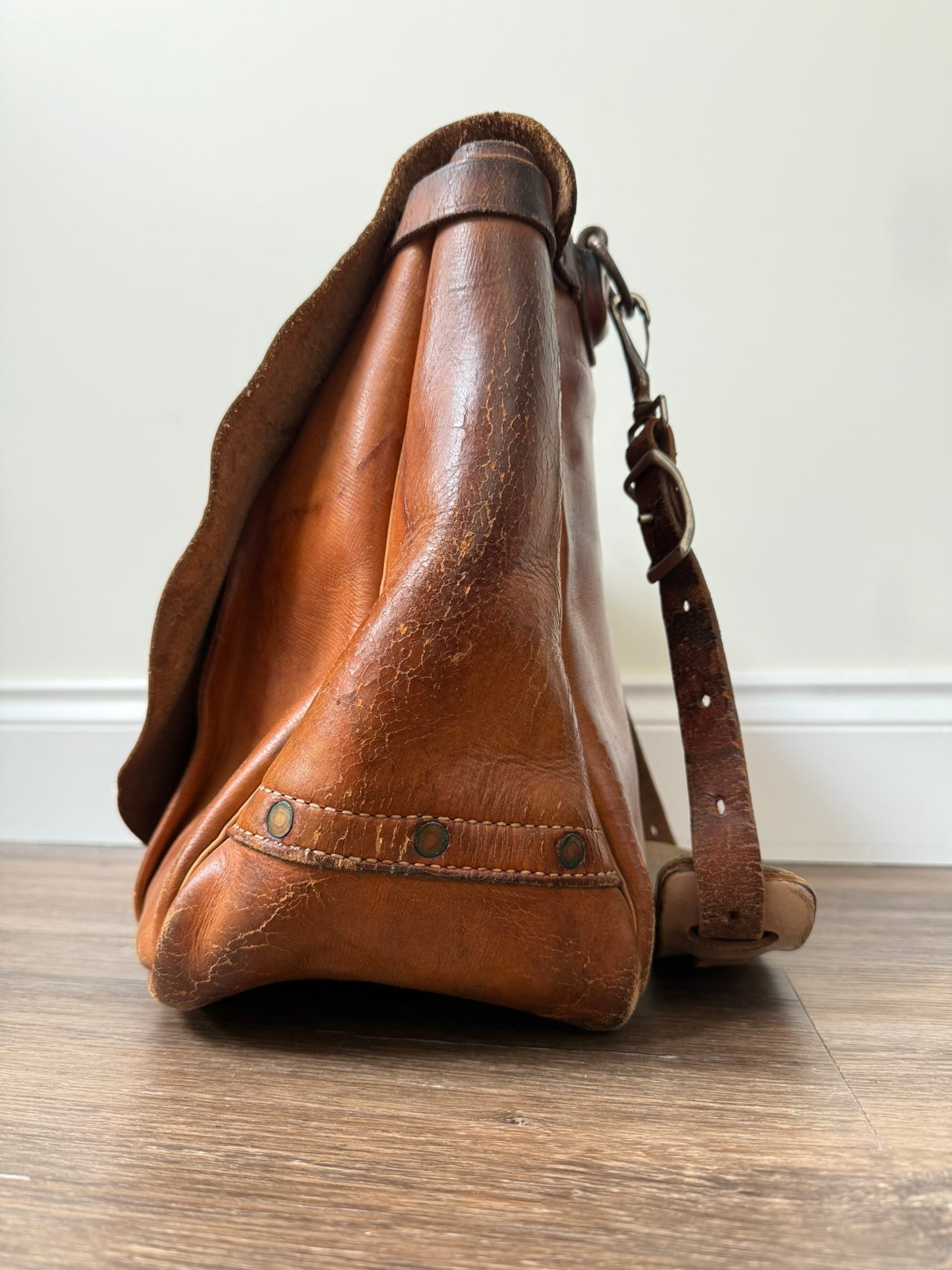 1970 US Postman Leather Mail Carrier Bag
