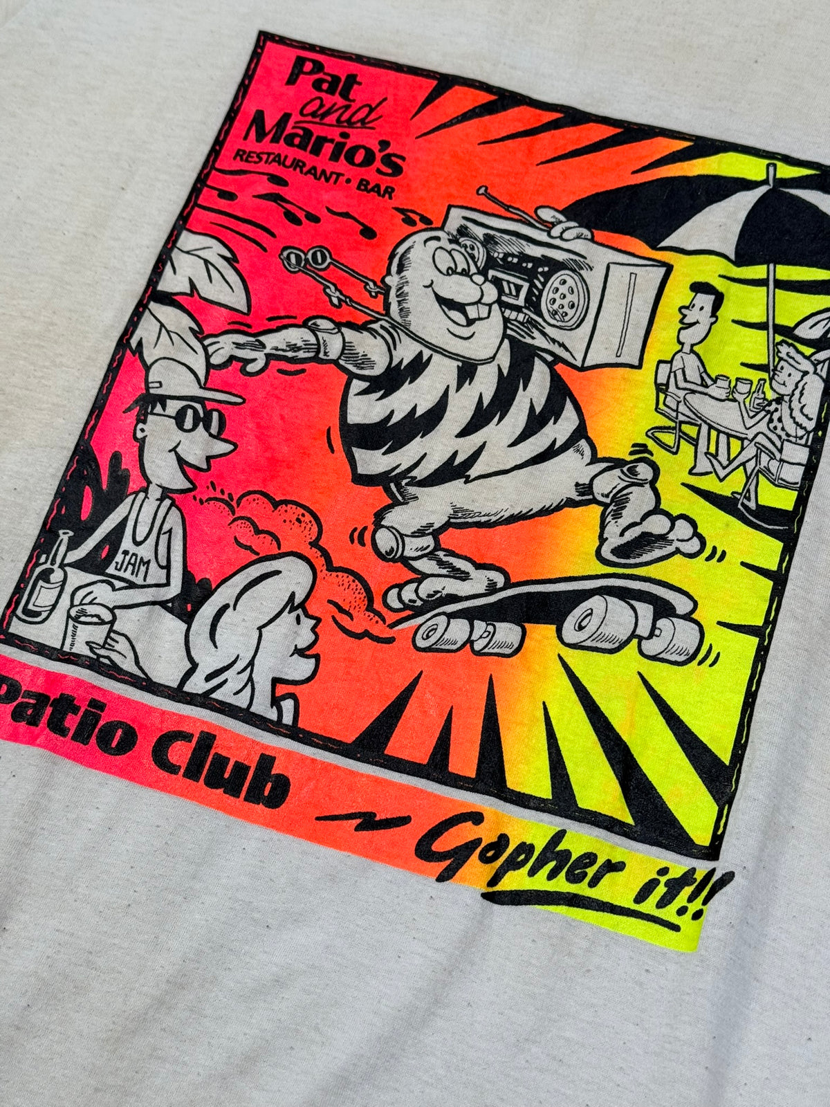 1980s–1990s Pat & Mario’s Patio Club Graphic T-Shirt [L–XL]