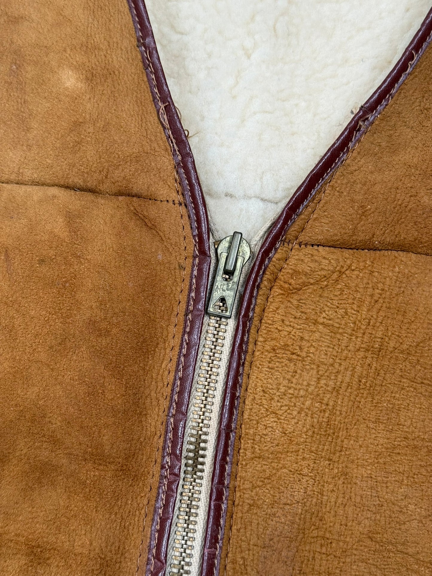 1950s Sheepskin “Ailée” zipper Zip Waistcoat